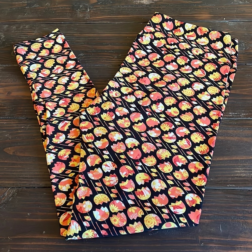 TC NWOT LuLaRoe Leggings EE12 6003